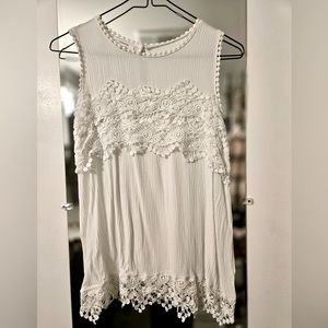 Maurice’s Lacey white tank top - Size M